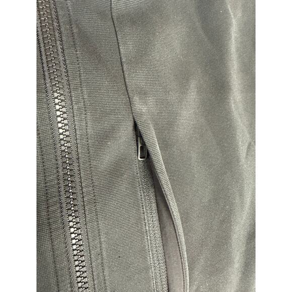 Lululemon sojourn warpstreme jacket men’s M - Picture 9 of 15